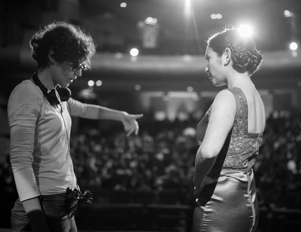 Analeine Cal y Mayor directing Iazua Larios in La Voz De Un Sueño